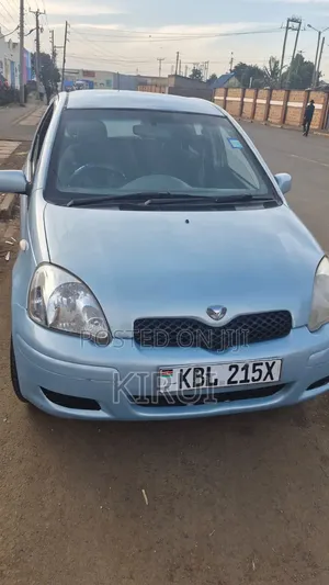 Toyota Vitz 2003 Blue