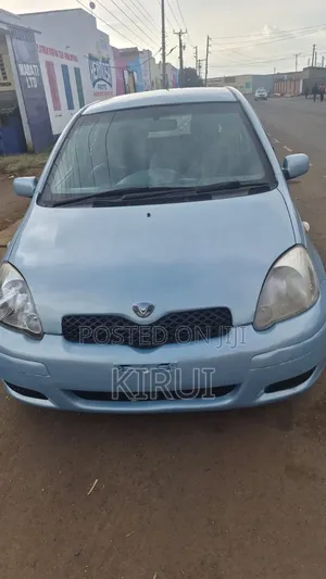 Toyota Vitz 2003 Blue