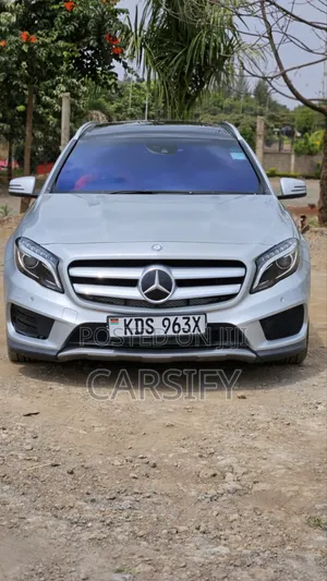 Mercedes-Benz CLA-Class 2017 Silver