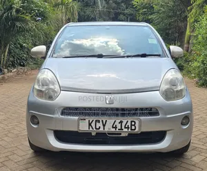 Toyota Passo 2012 Silver