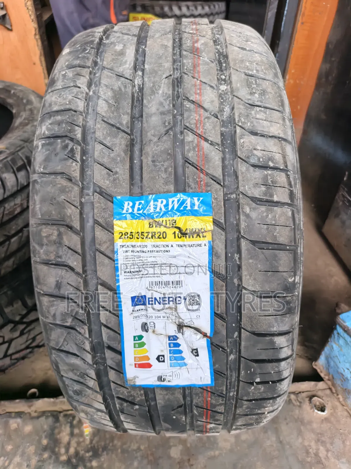 285/35zr20 Bearway