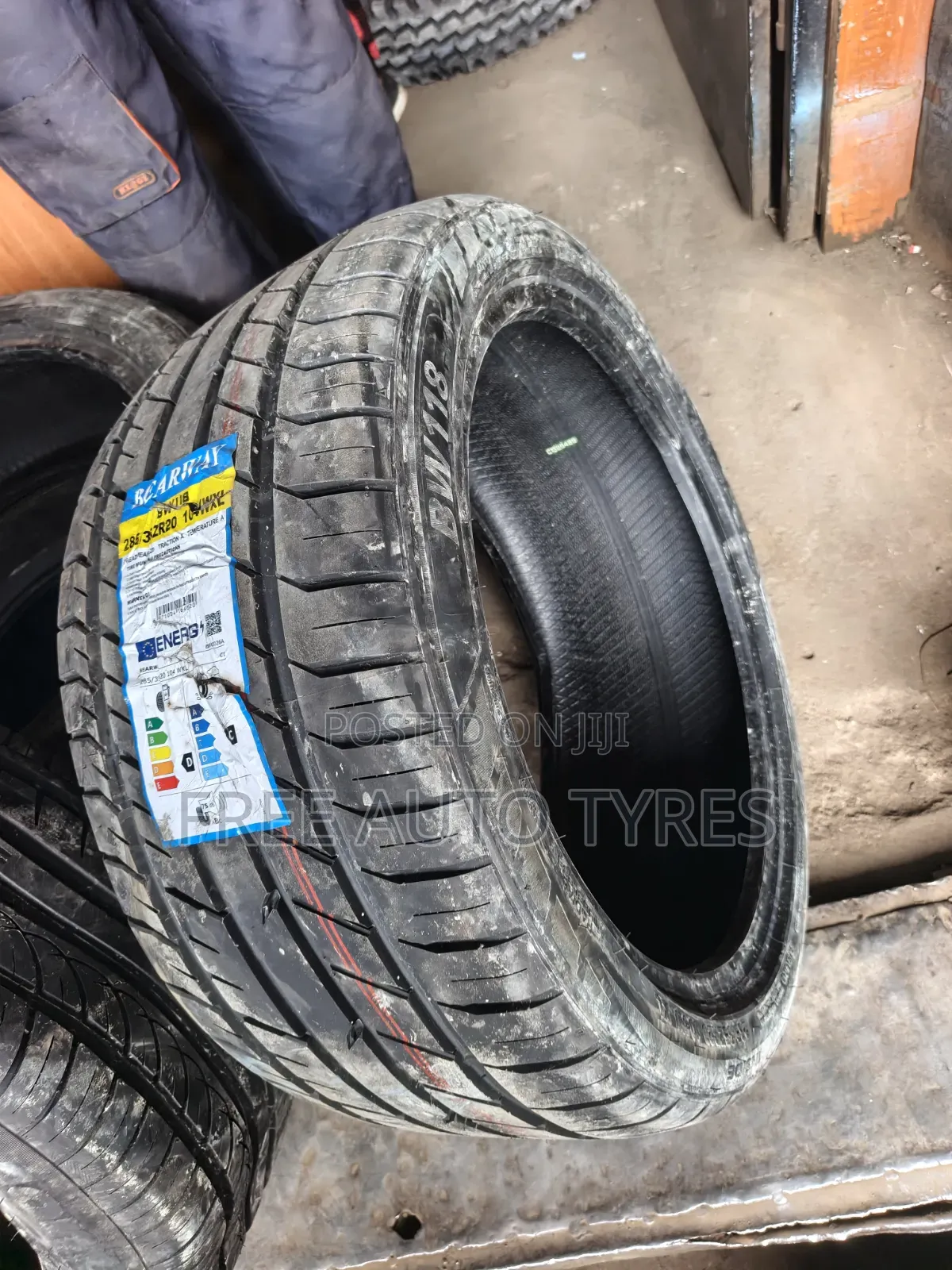 285/35zr20 Bearway