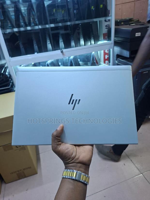 Laptop HP EliteBook 840 G8 16GB Intel SSD 256GB
