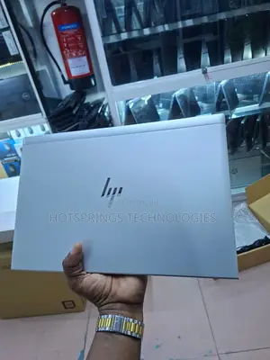 Laptop HP EliteBook 840 G8 16GB Intel SSD 256GB