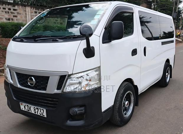 Nissan Caravan (Urvan) 2015 White - thumbnail 2