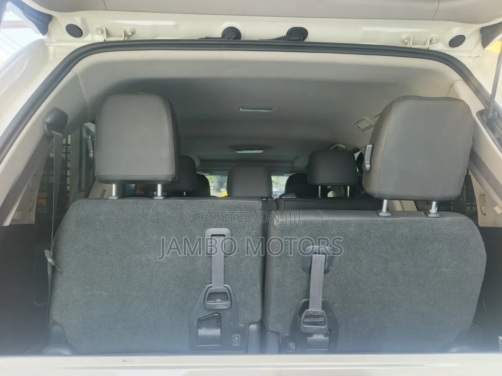 Toyota Land Cruiser 4.5 V8 TD 2019 White