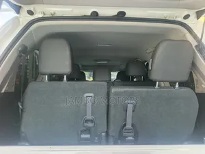 Toyota Land Cruiser 4.5 V8 TD 2019 White