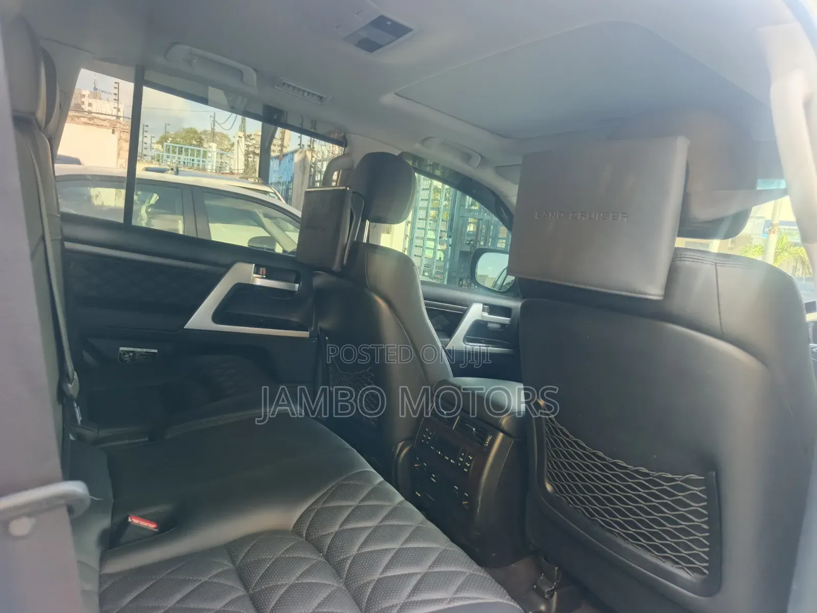 Toyota Land Cruiser 4.5 V8 TD 2019 White