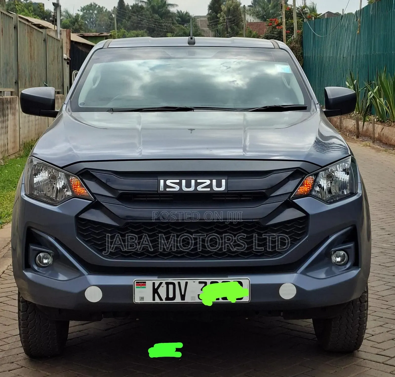 Isuzu D-MAX 2025 Gray