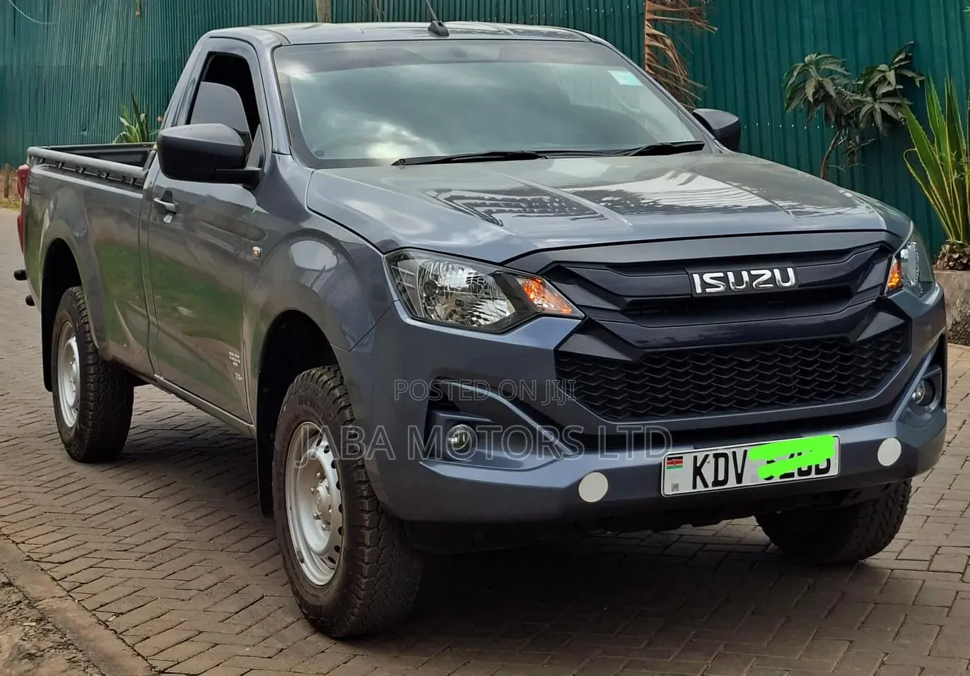 Isuzu D-MAX 2025 Gray