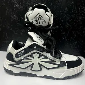 Ogiy Sneakers