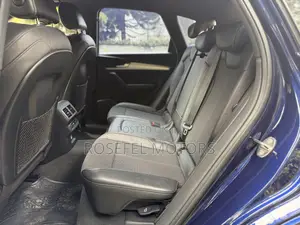 Audi Q5 2.0T Premium AWD quattro 2018 Blue