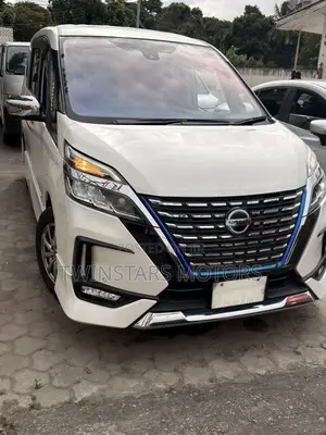 Nissan Serena 2021 White