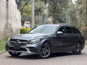 Mercedes-Benz C180 2019 Silver