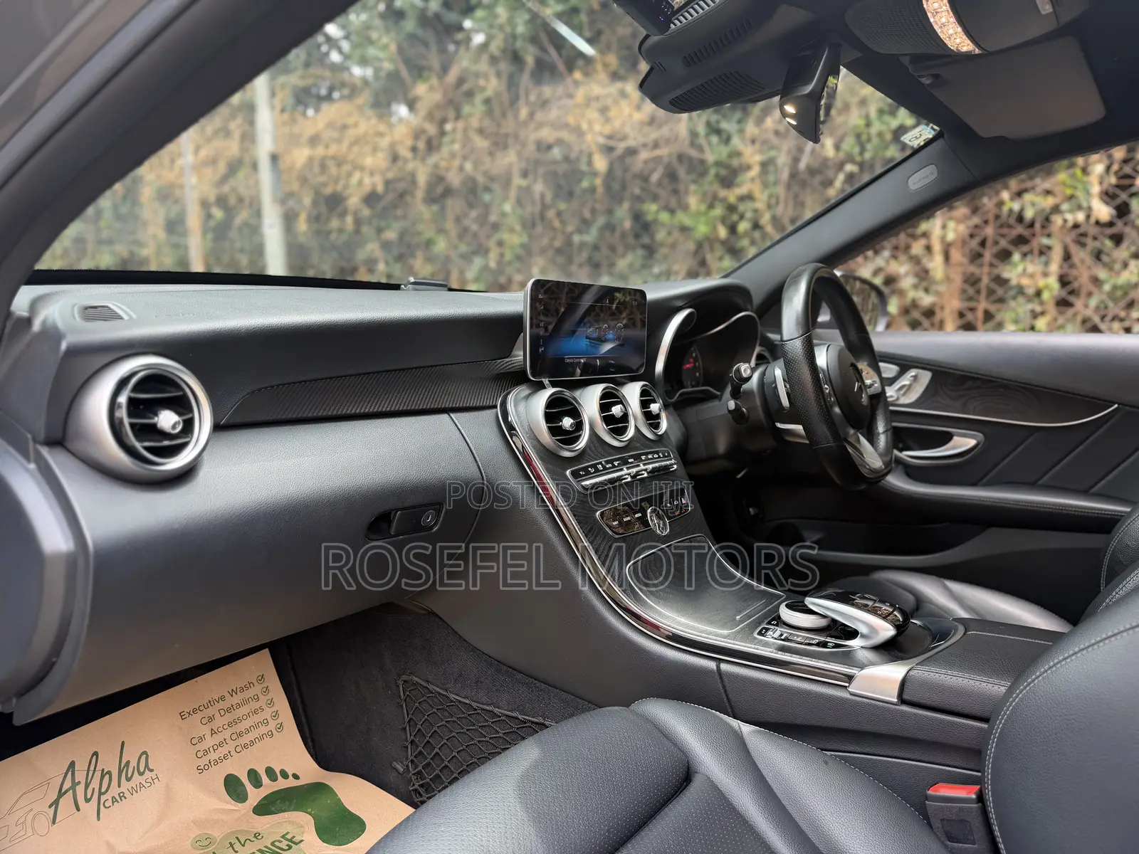 Mercedes-Benz C180 2019 Silver