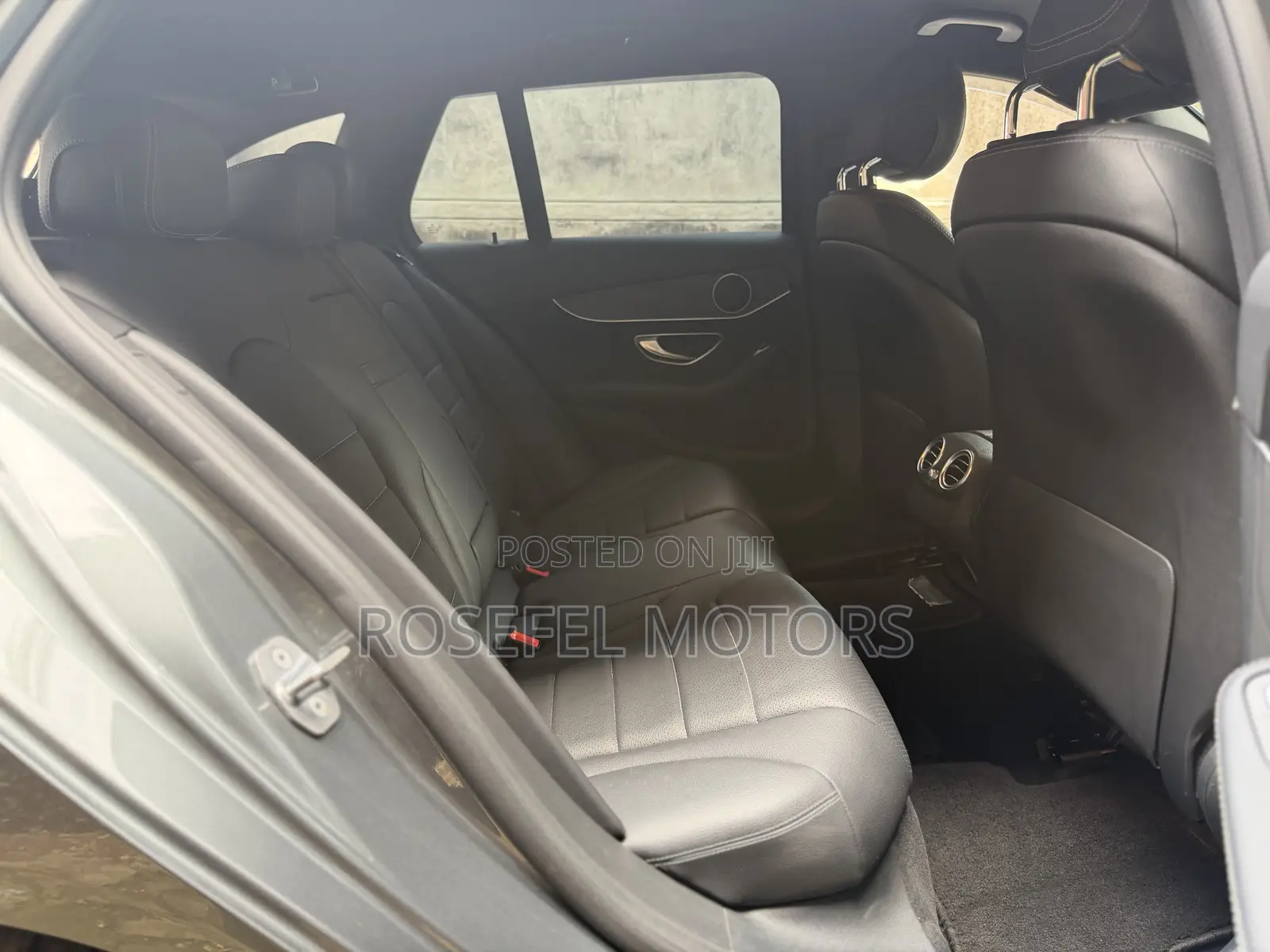 Mercedes-Benz C180 2019 Silver