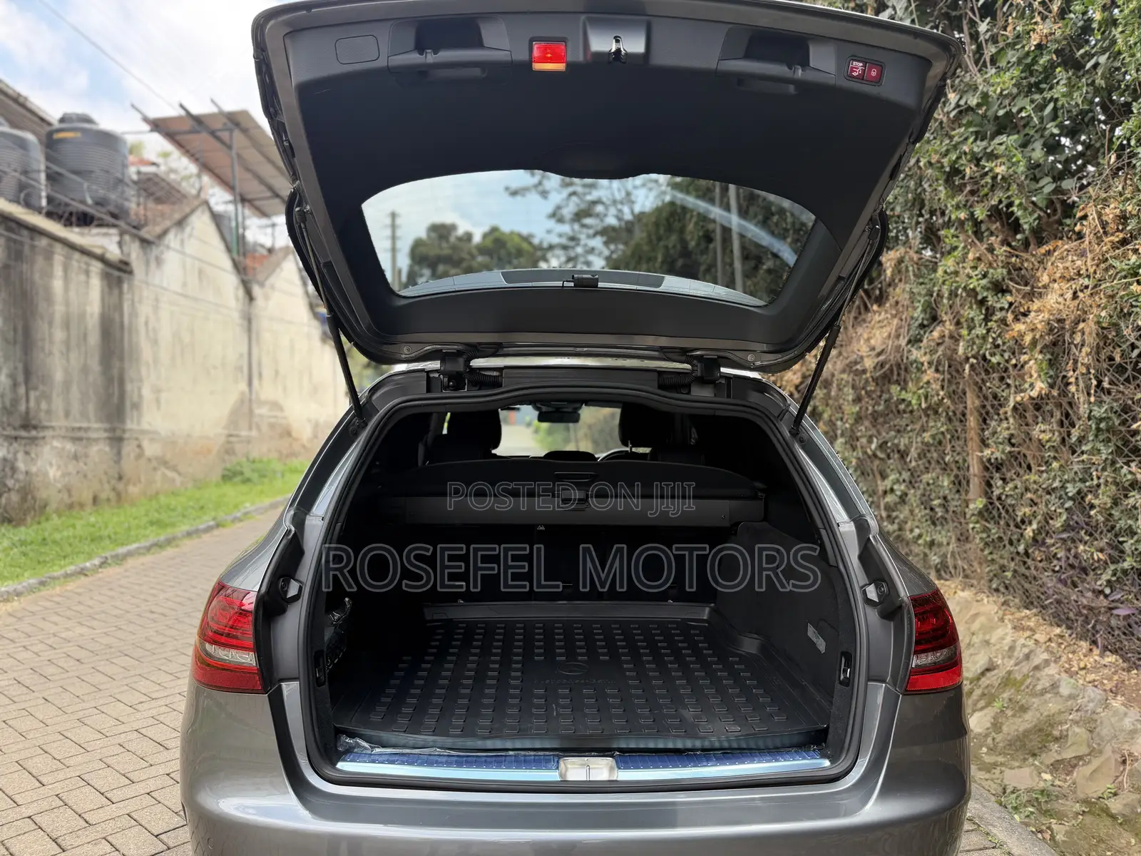 Mercedes-Benz C180 2019 Silver