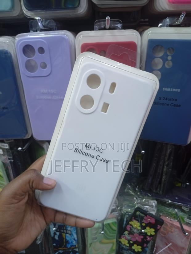 Redmi 13c White Silicone Protective Back Cover Case - thumbnail 2