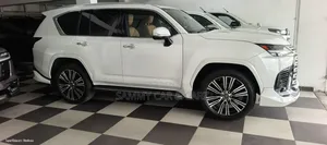 Lexus LX 2022 White
