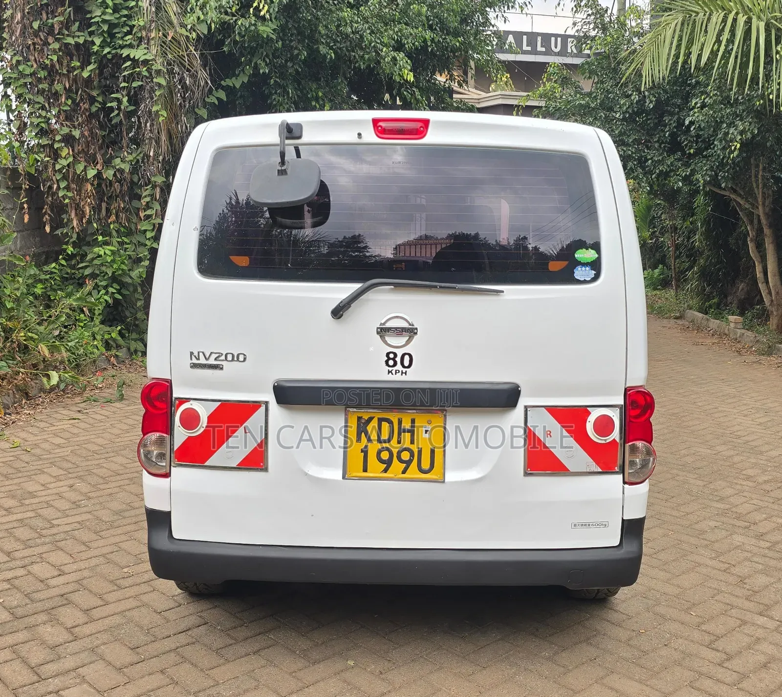 Nissan NV350 2015 White