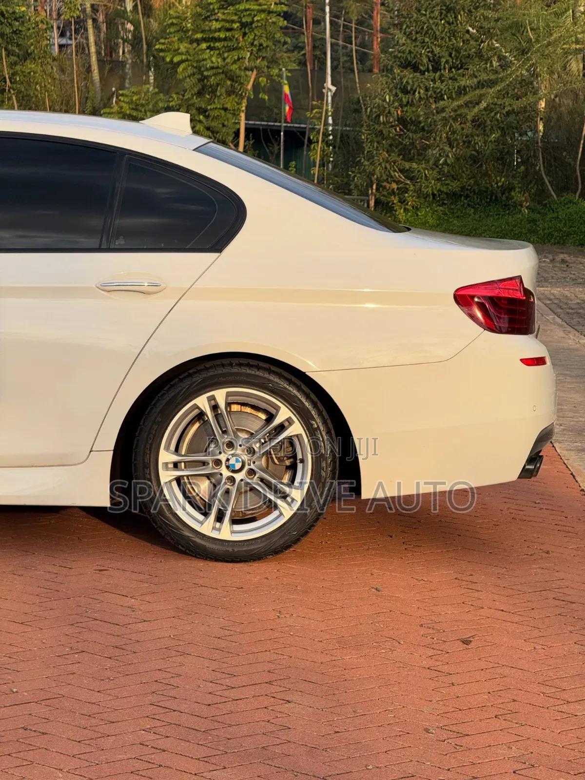 BMW 523i 2015 White