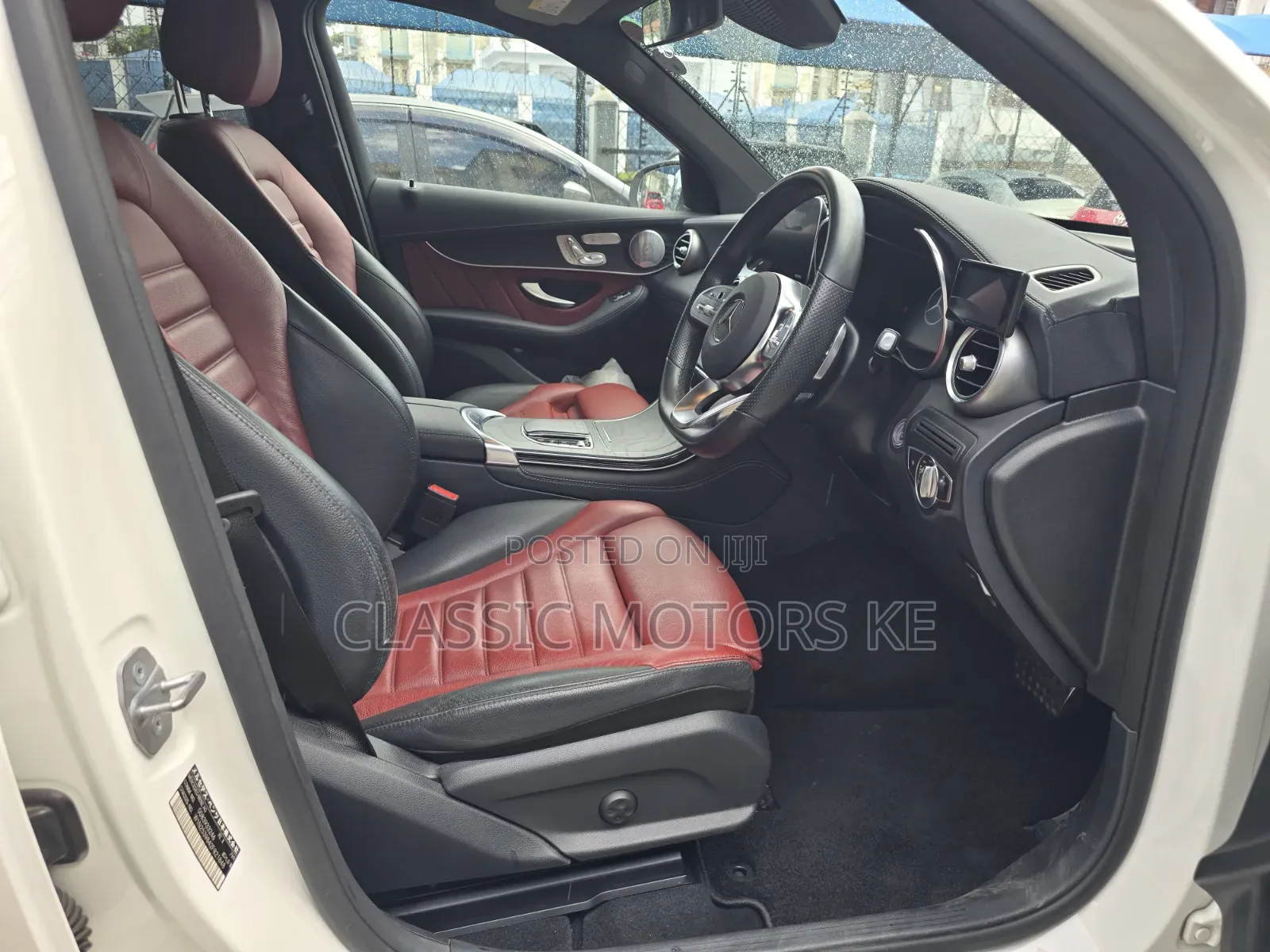 Mercedes-Benz GLC-Class 2021 White