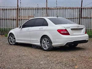 Mercedes-Benz C200 2013 White