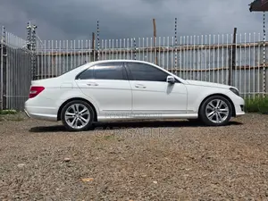 Mercedes-Benz C200 2013 White