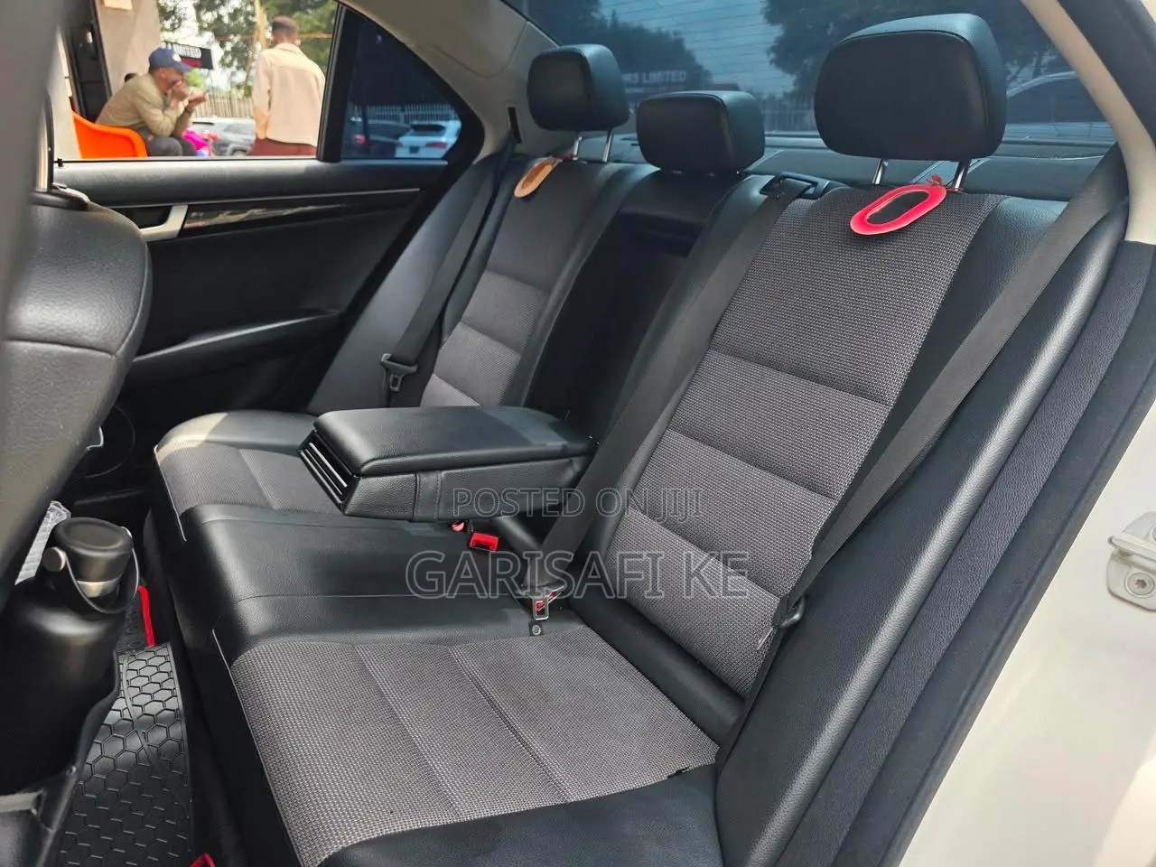 Mercedes-Benz C200 2013 White