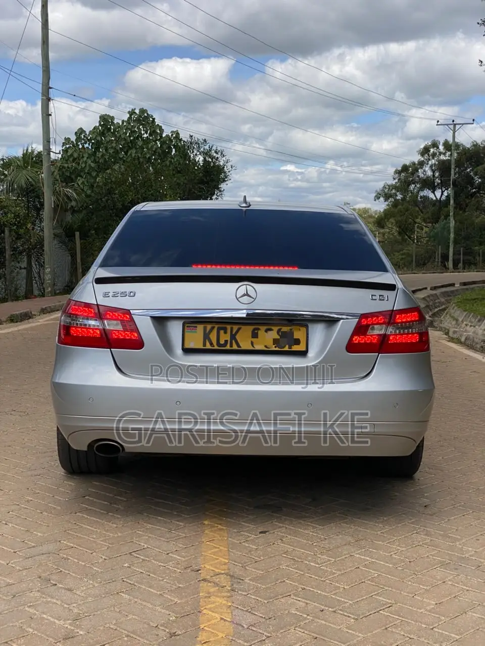 Mercedes-Benz E250 2009 Silver