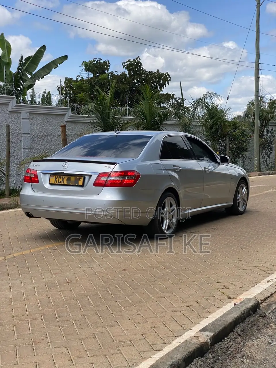 Mercedes-Benz E250 2009 Silver