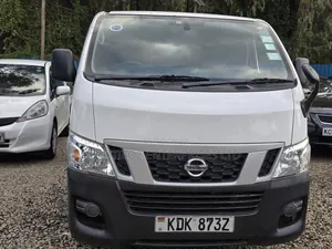 Nissan Caravan (Urvan) 2015 White