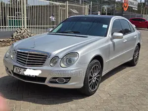 Mercedes-Benz E250 2008 Silver