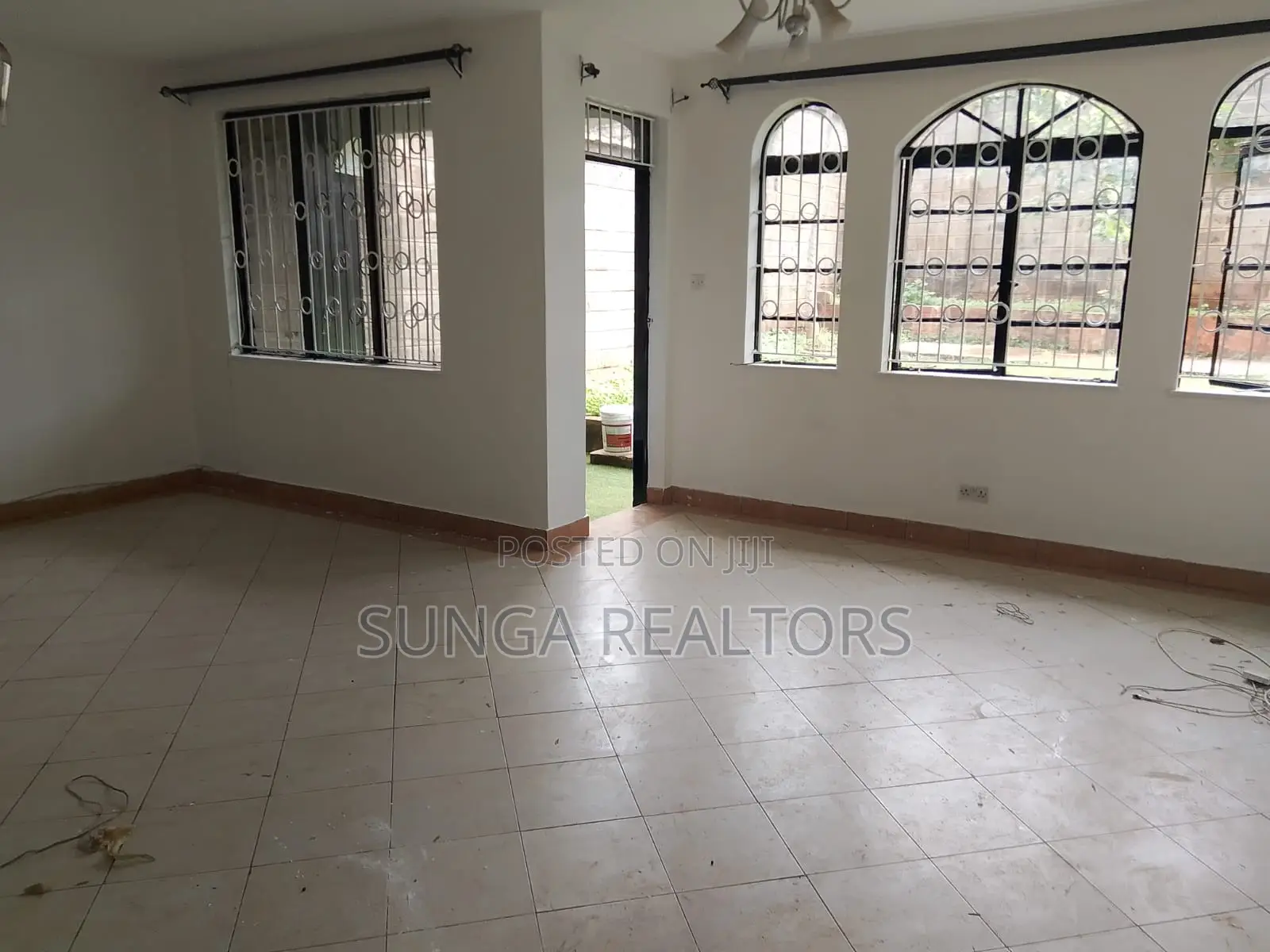 4bdrm House in Waiyaki Way, Loresho for rent