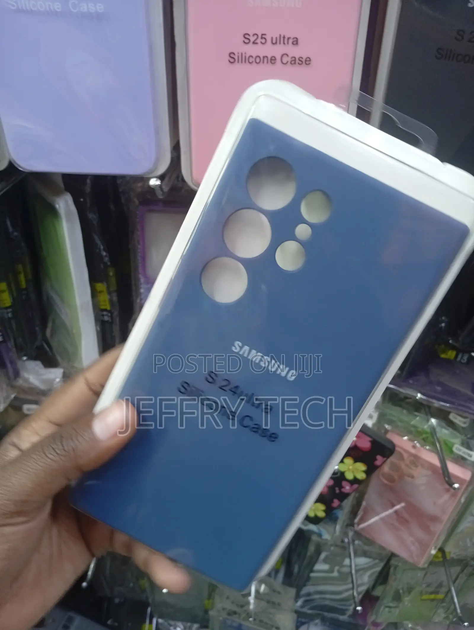 Samsung Galaxy S24 Ultra Silicone Case in Blue
