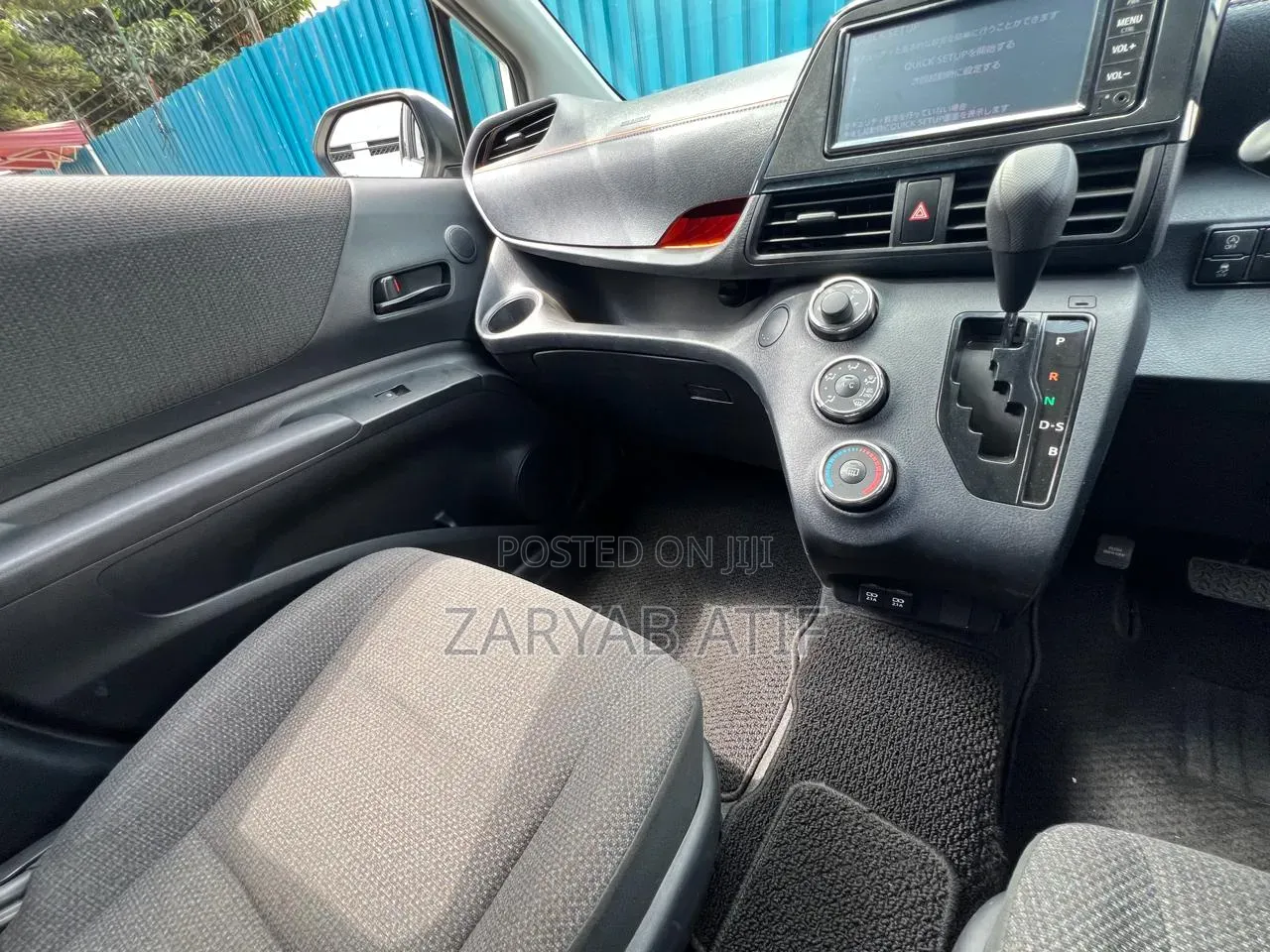 Toyota Sienta 2019 White
