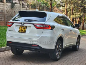 Toyota Harrier 2.0 4WD 2017 White