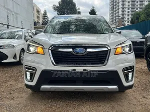 Subaru Forester 2019 White