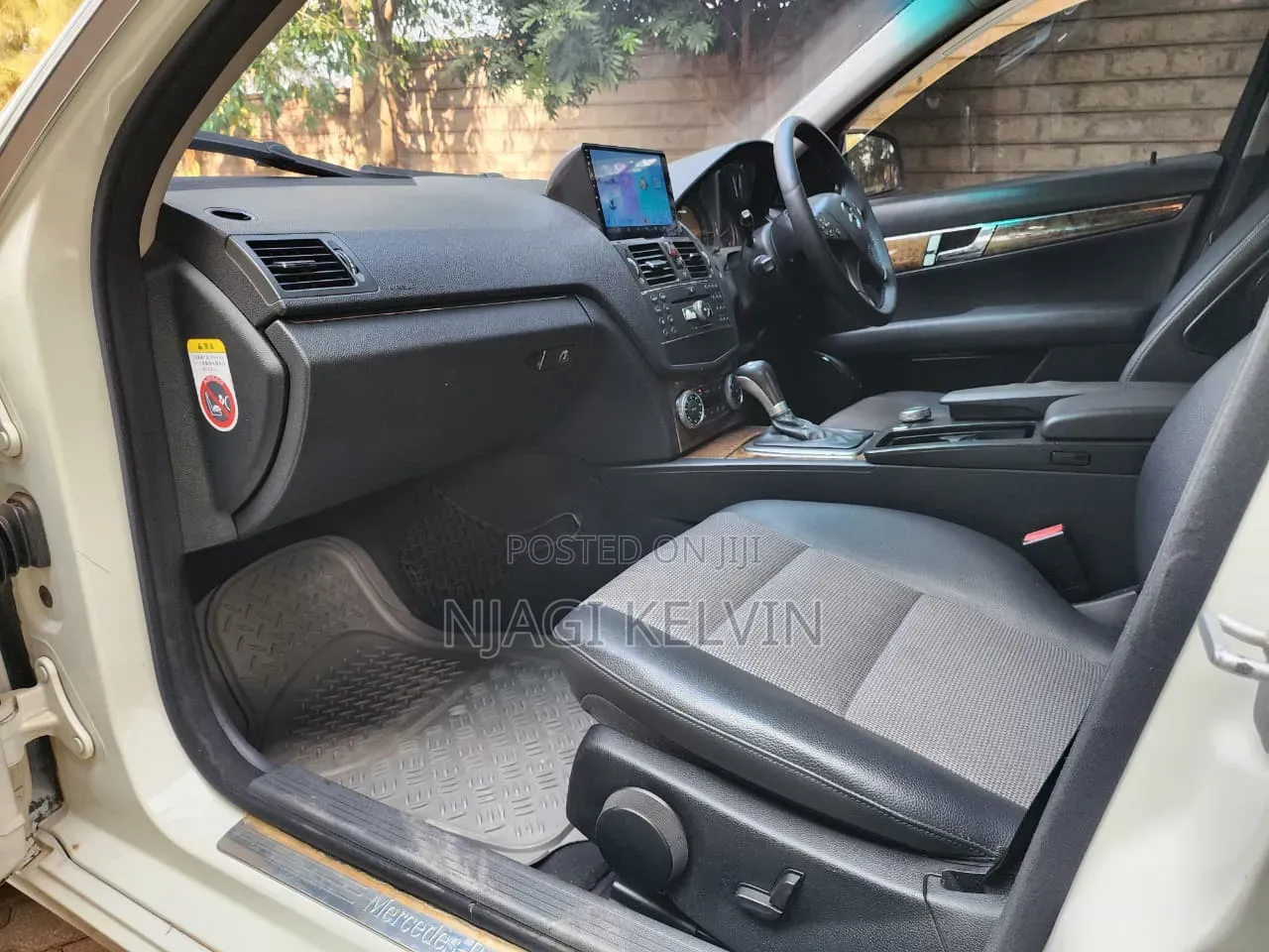 Mercedes-Benz C200 2007 White
