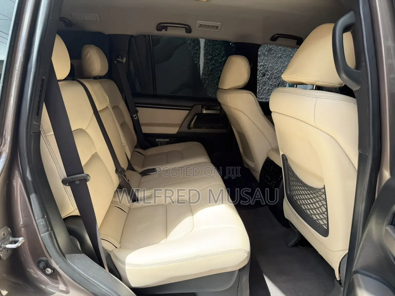 Toyota Land Cruiser 2010 Gold