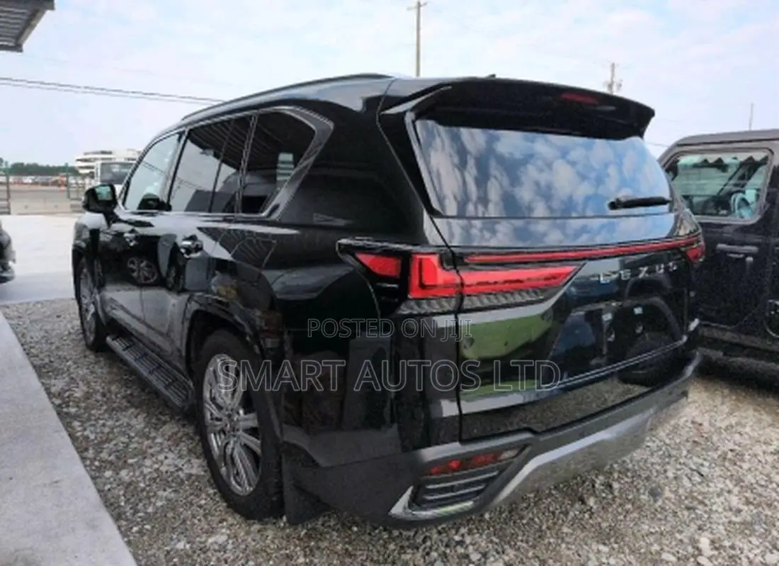 Lexus LX 600 2022 Black