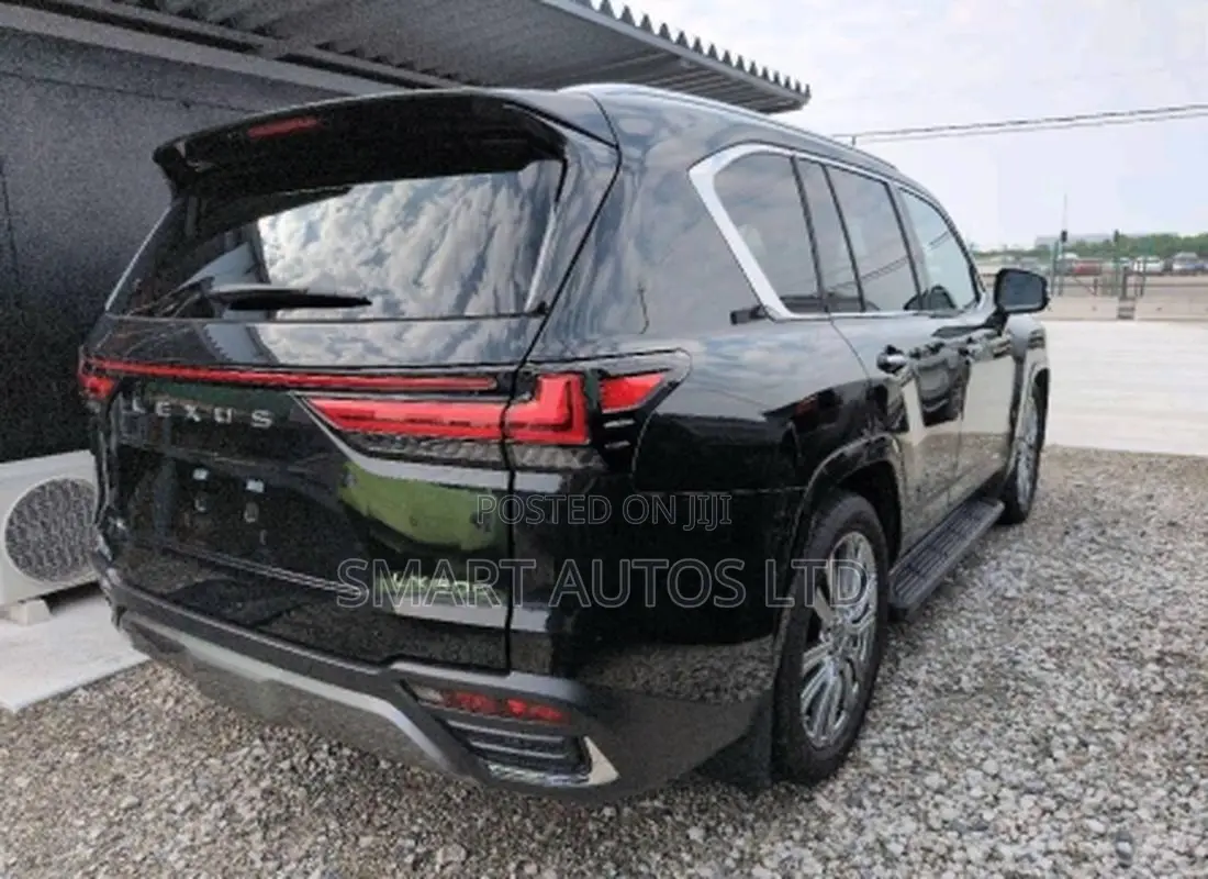 Lexus LX 600 2022 Black