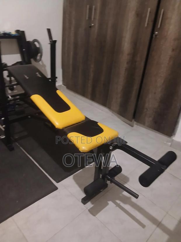 Everlast Gym Bench With 1.5 Barbell - thumbnail 2