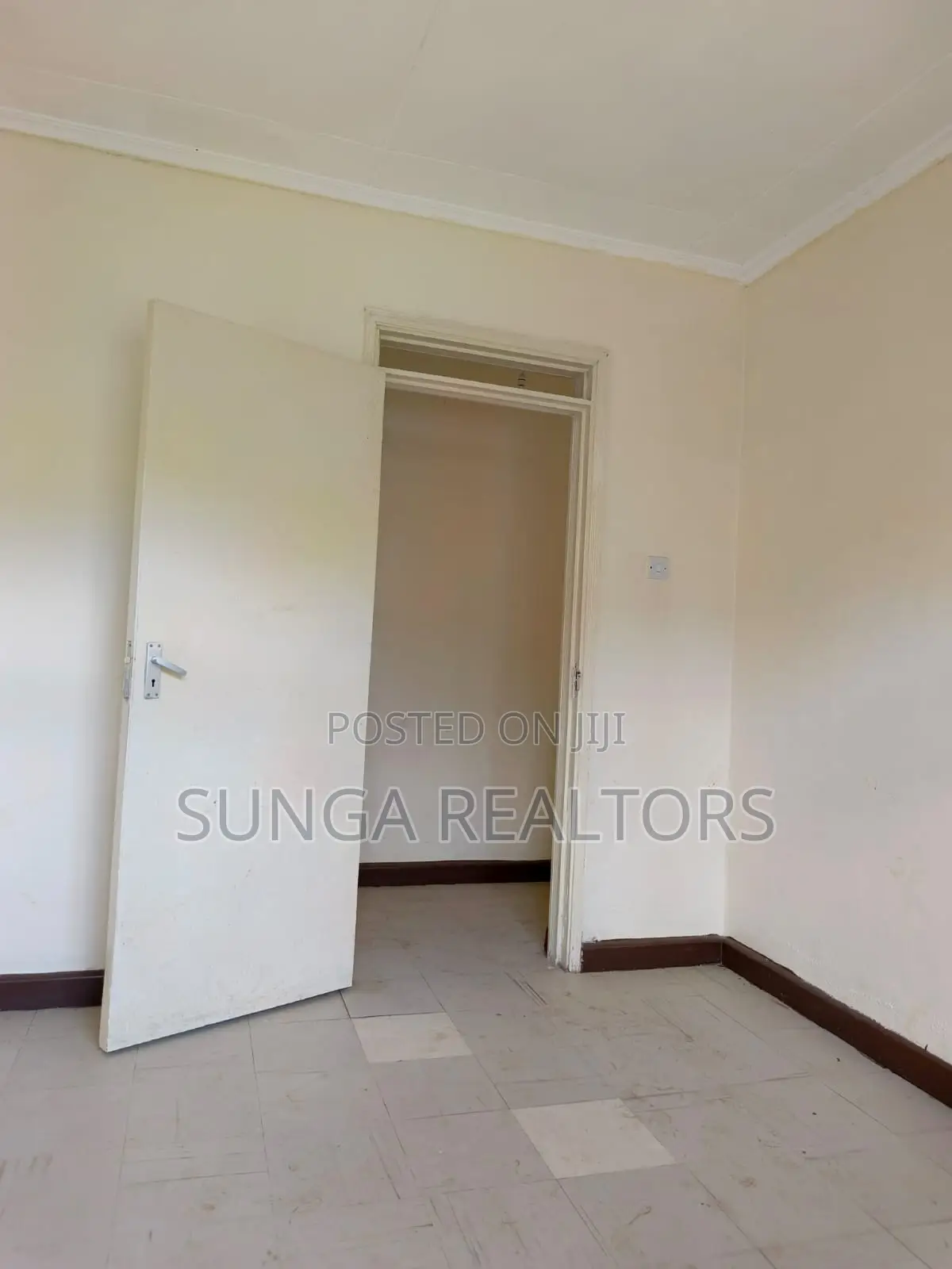 4bdrm Bungalow in Nkoroi for sale
