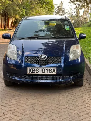 Toyota Vitz 2006 Blue