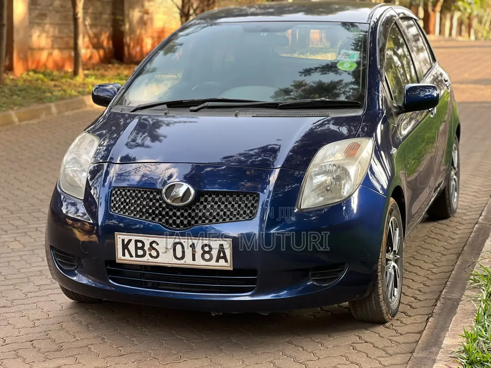 Toyota Vitz 2006 Blue