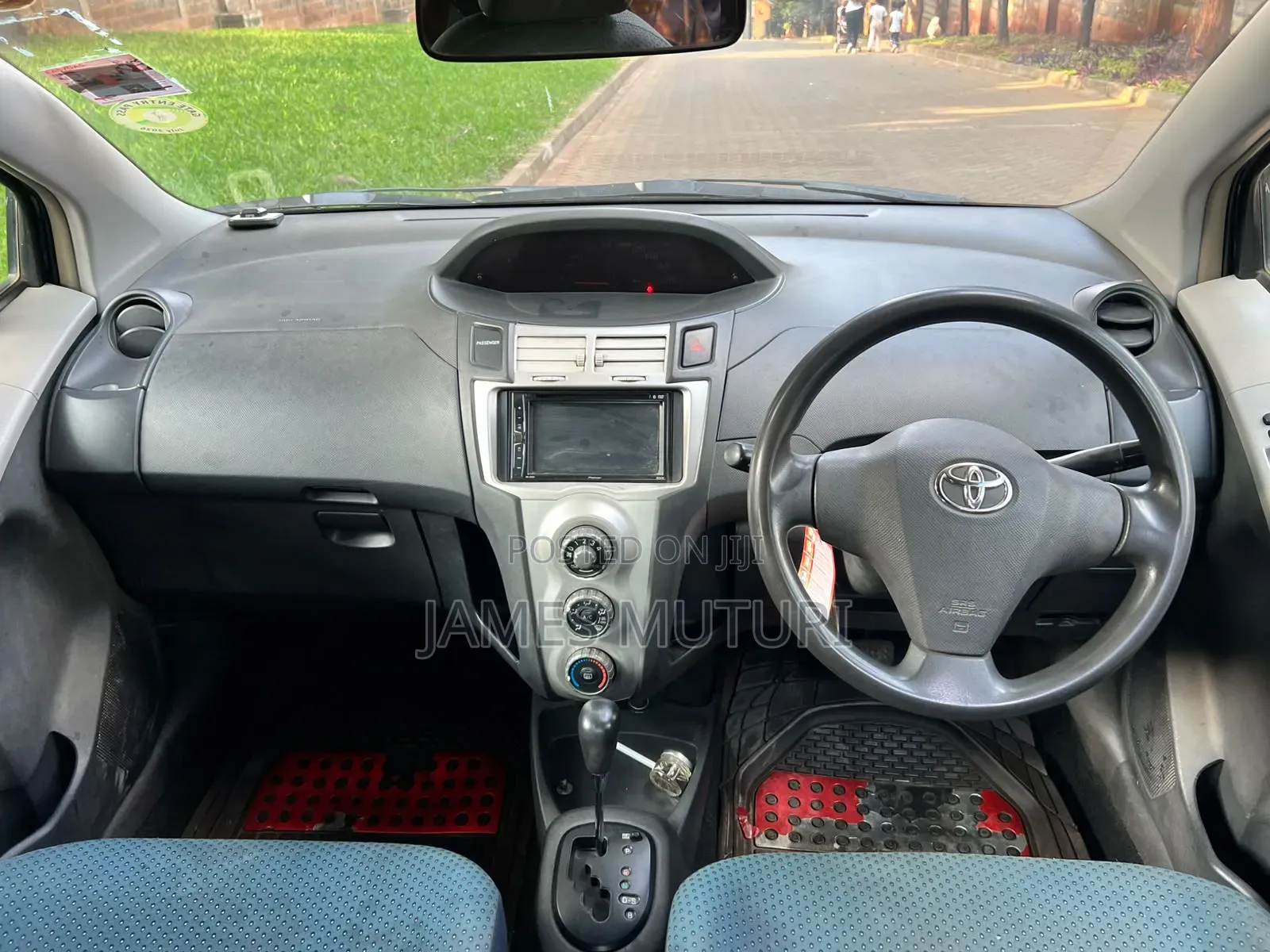 Toyota Vitz 2006 Blue