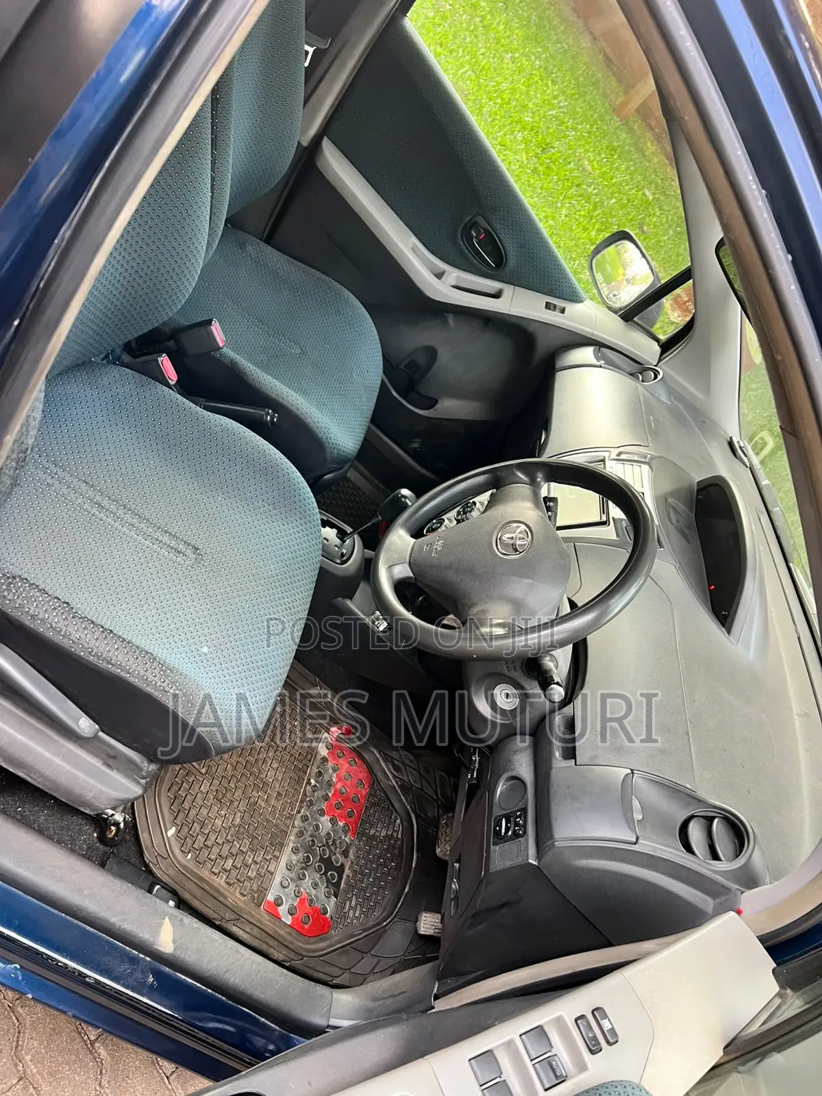 Toyota Vitz 2006 Blue