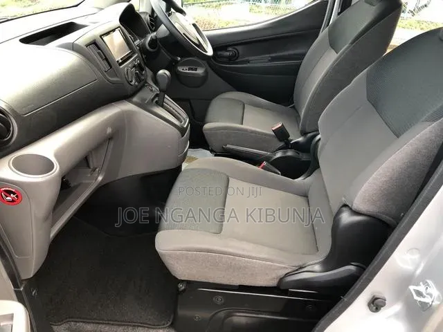 Nissan NV200 2018 Silver