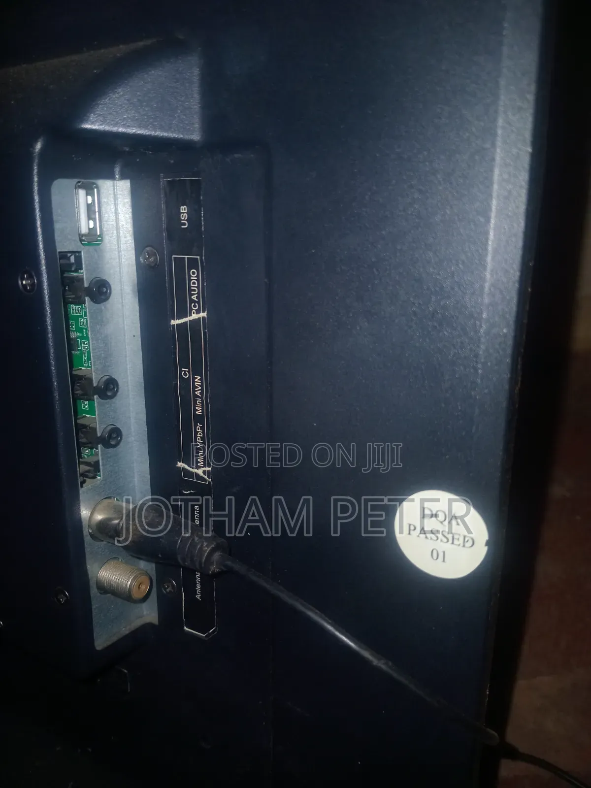 Niwa 24" Solar Led Tv (Model A) – Energy Efficient 12v